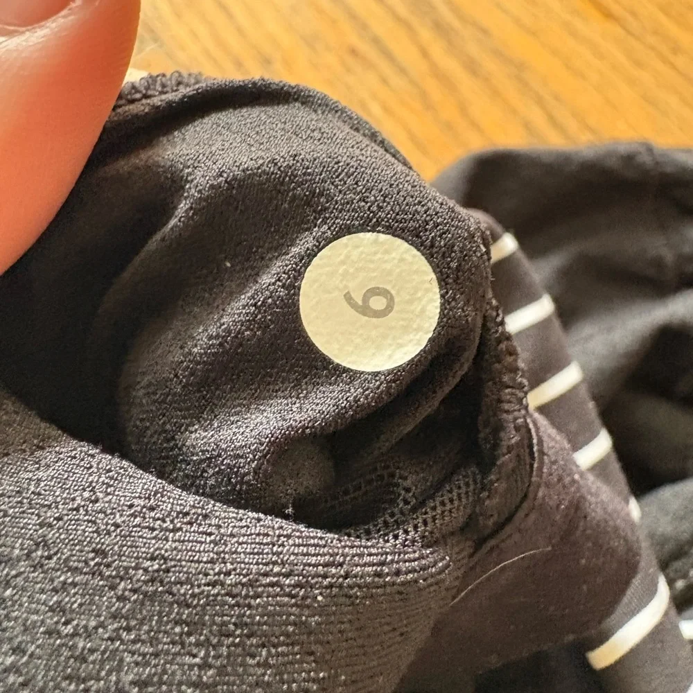 Lululemon Aria II - Picture 5 of 6